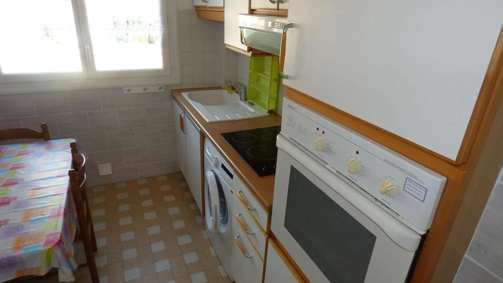 Apartment Appartement A 150 M De La Plage, Lave Linge, Wi Fi ... Six-Fours-les-Plages France